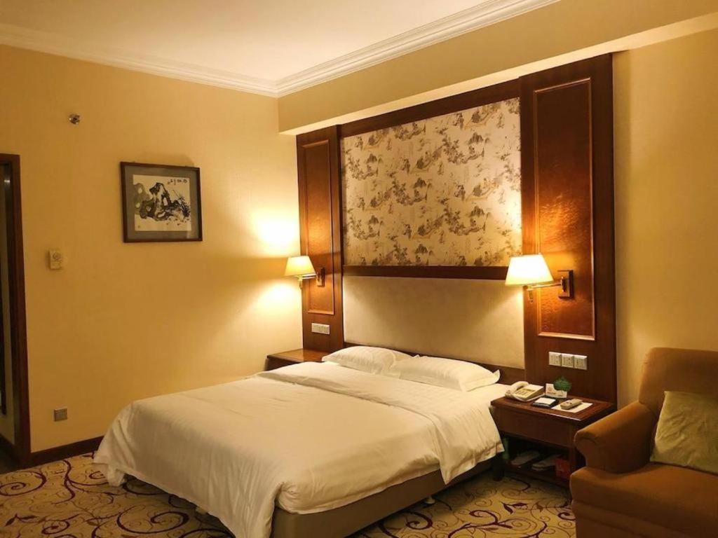 Gladden Hotel Tiantangwei Buitenkant foto