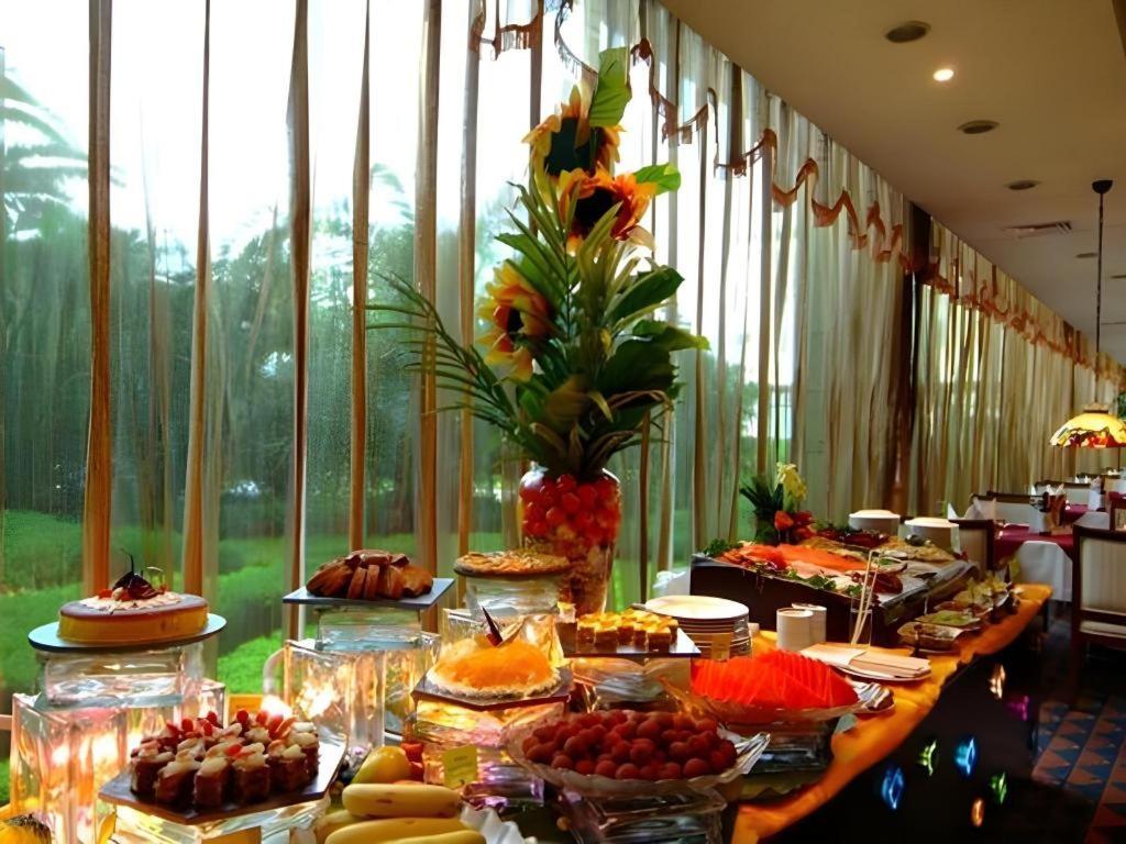 Gladden Hotel Tiantangwei Buitenkant foto