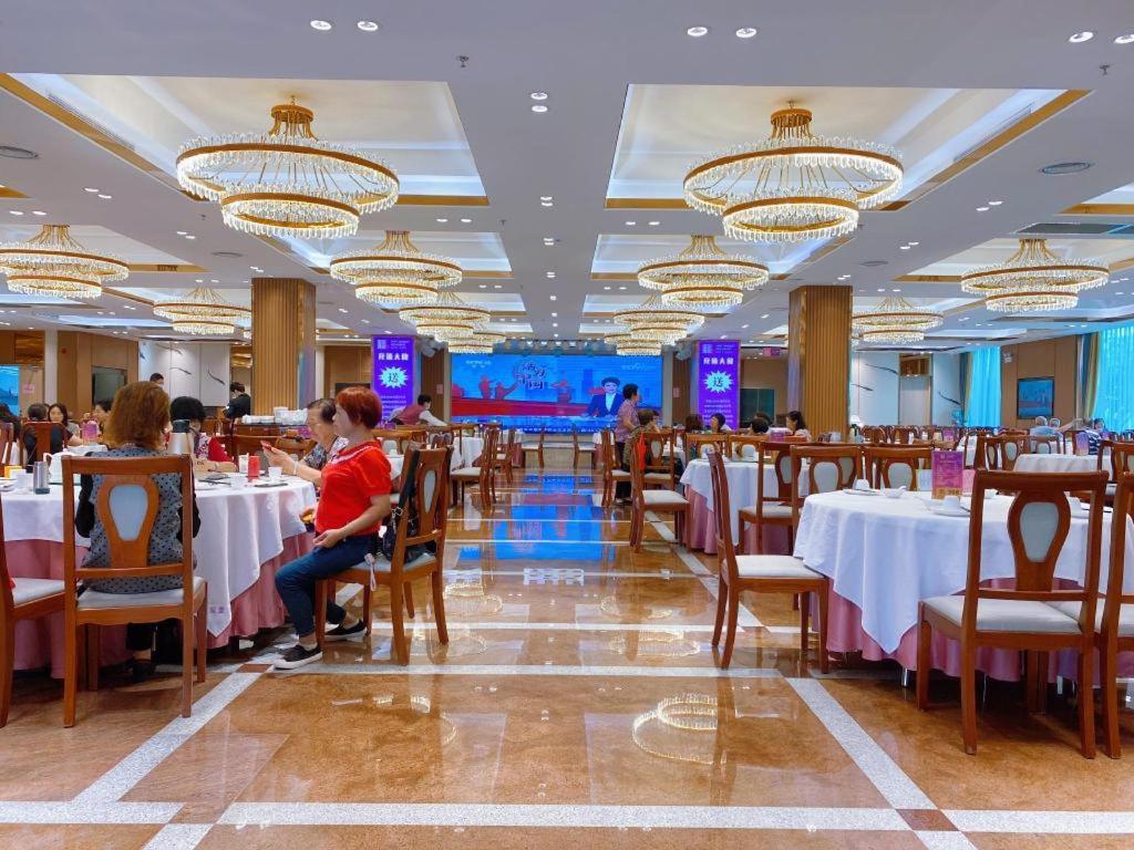 Gladden Hotel Tiantangwei Buitenkant foto