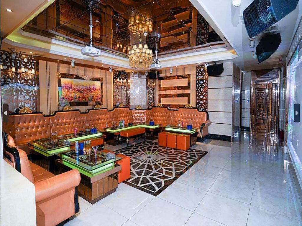 Gladden Hotel Tiantangwei Buitenkant foto