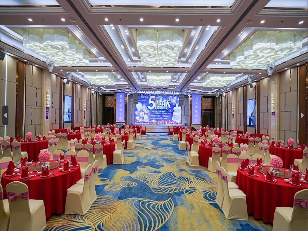 Gladden Hotel Tiantangwei Buitenkant foto